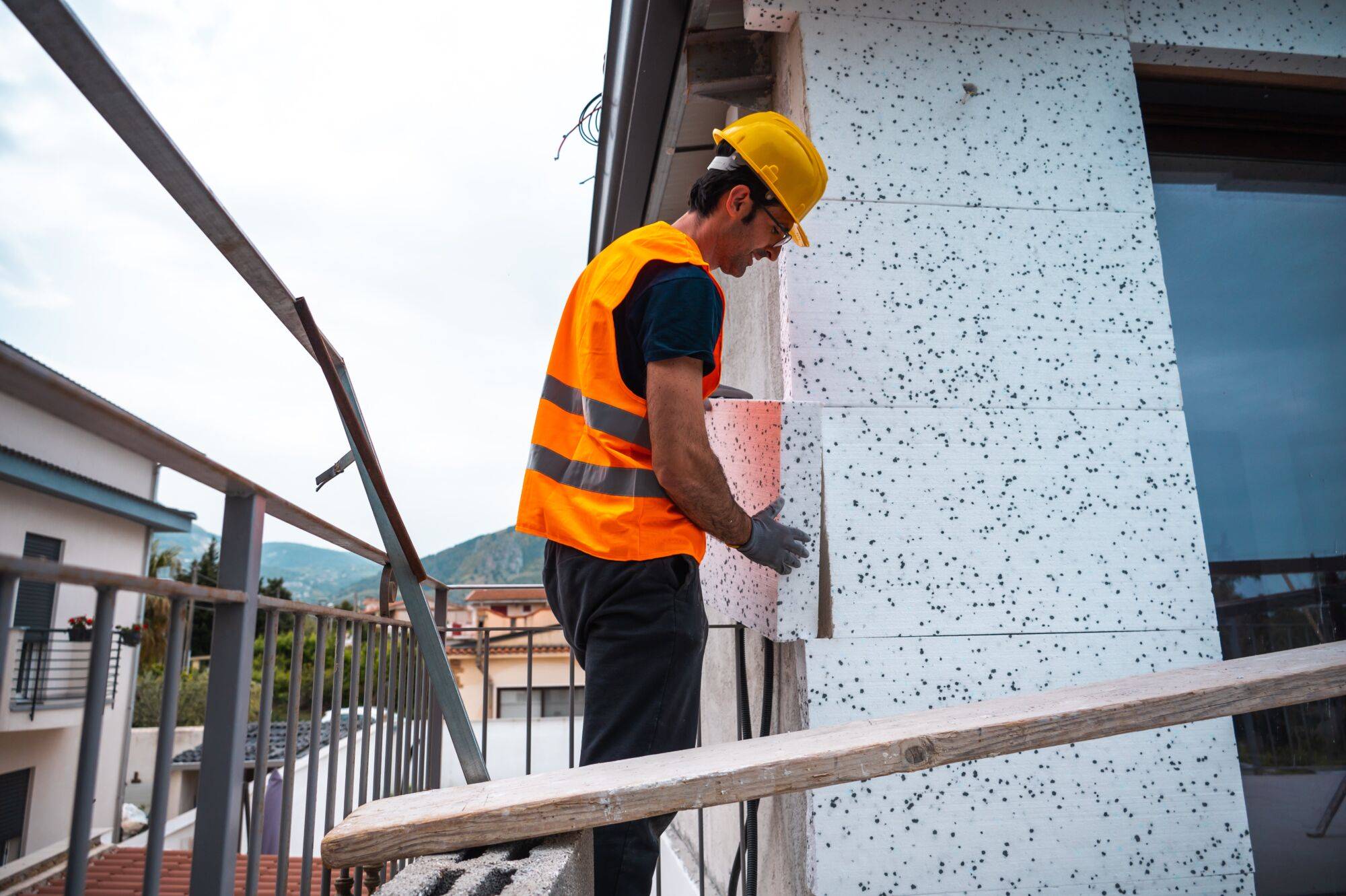ISOLATION BATIMENT | DEOBAT Professionnels Travaux d’isolation extérieure pour les professionnels sur les environs de Nancy dans les Vosges Saint-Dié-des-Vosges 1